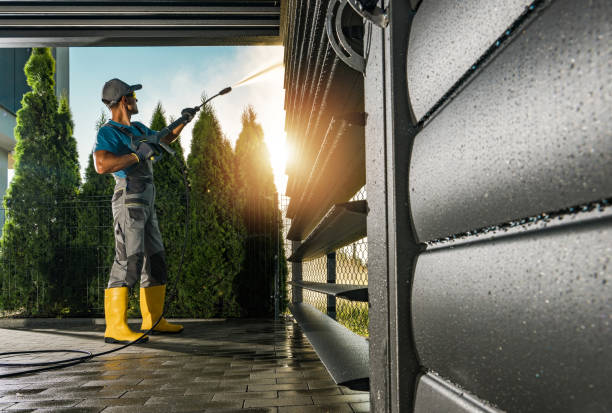 Best Pressure Washing Contractors  in Manchester, MI